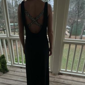 Betsy & Adam beautiful black dress size 4